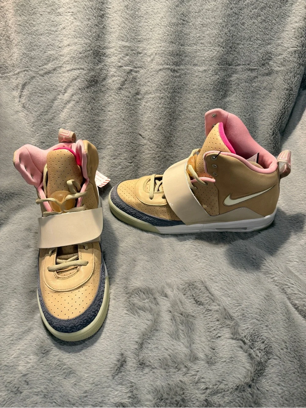 Nike Air Yeezy 1 Net Tan 2009 Size 13 DS Brand New OG ALL Firm Midsole Grail